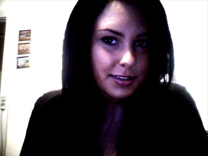 Kvinde Amira U billede 3