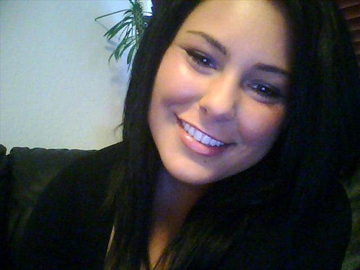 Kvinde Amira U billede 2