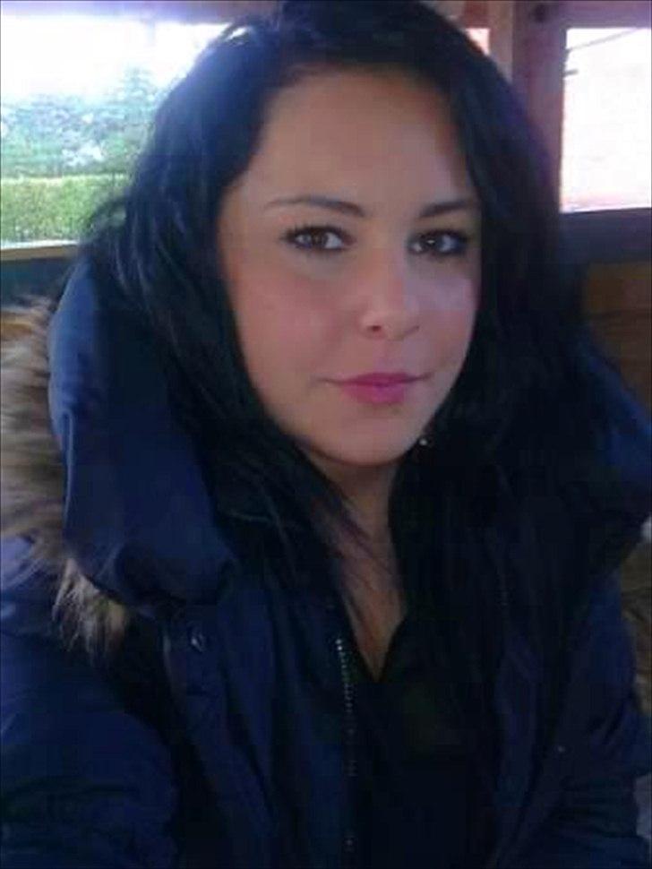 Kvinde Amira U billede 5