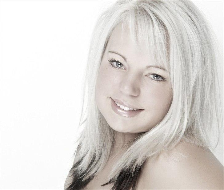 Kvinde michelle billede 14