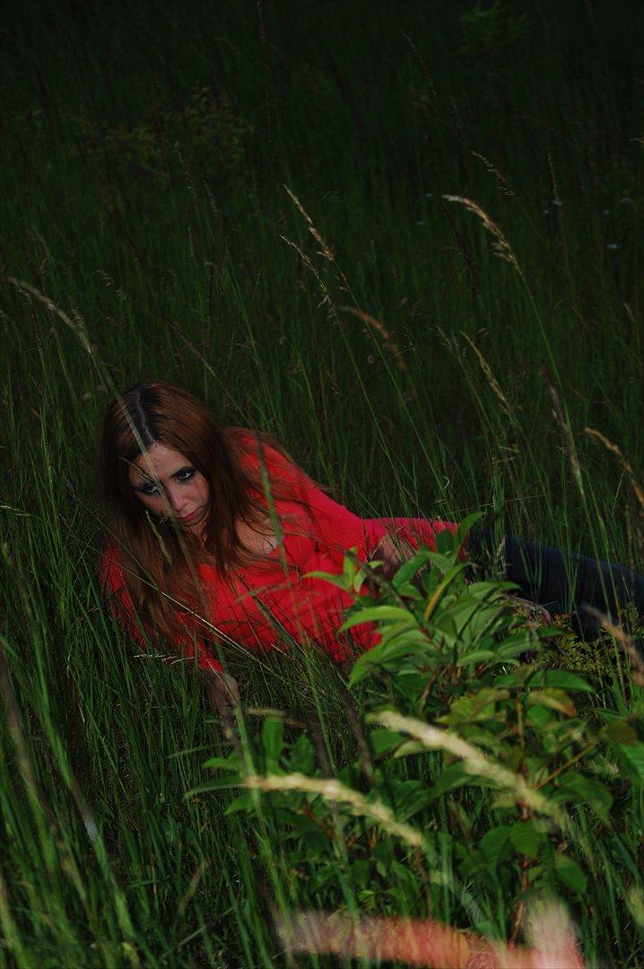 Kvinde Bella Vinter - Photoshoot 24. Juni 2011.
Fotograf: Katrine Bender Petersen billede 4