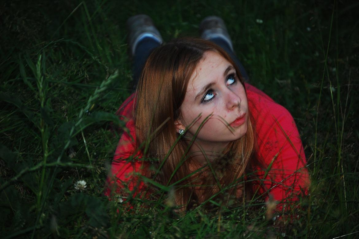 Kvinde Bella Vinter - Photoshoot 24. Juni 2011.
Fotograf: Katrine Bender Petersen
- All of the stars, have faded away. But try not to worry, you'll see them some day... billede 8