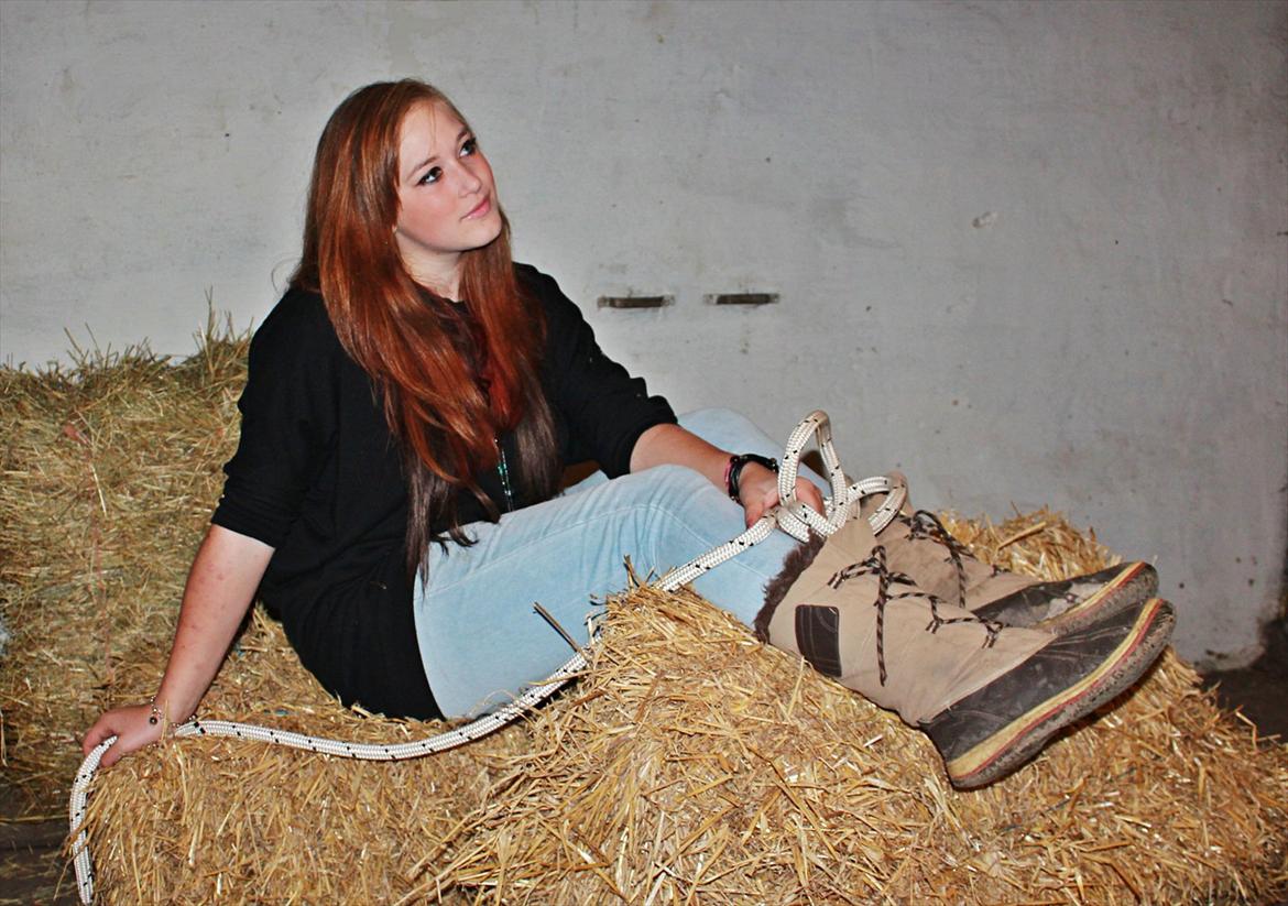 Kvinde *Mathilde Dybdal* billede 16