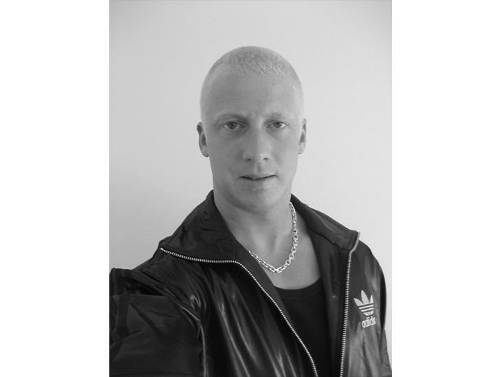 {{currentPhoto.altText}} billede {{currentPhoto.number}}