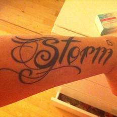 Kvinde » STORM  «