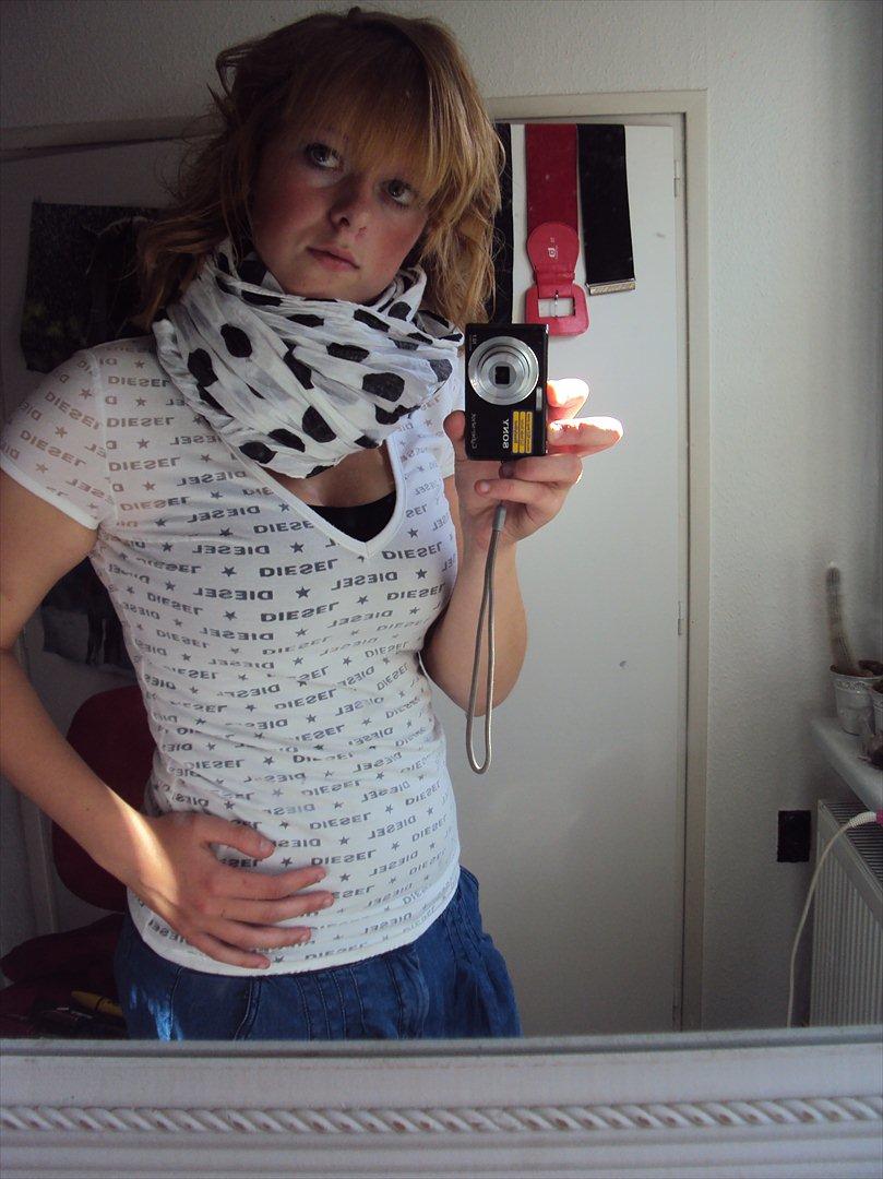 Kvinde katinka - Inden 65års fødselsdag 2011 billede 8