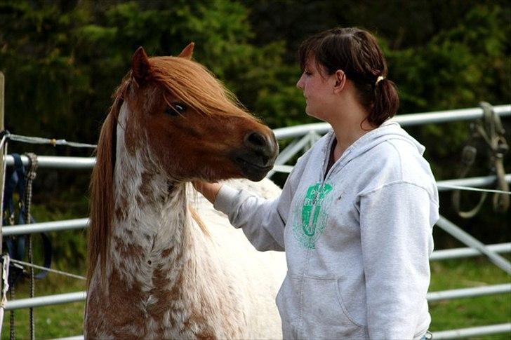 Kvinde Sjenne (skrigeskinken) - I see in your eyes and I see how it is to be free spirited billede 13