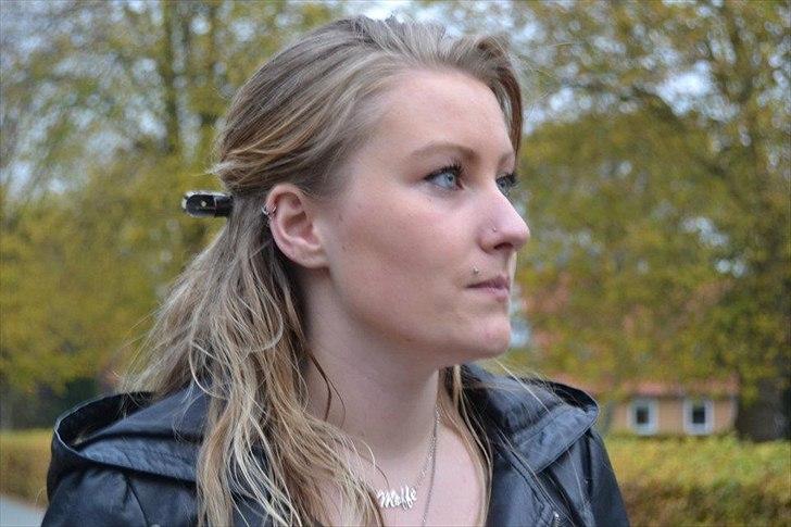 Kvinde Camila Simonsen - Mig billede 12