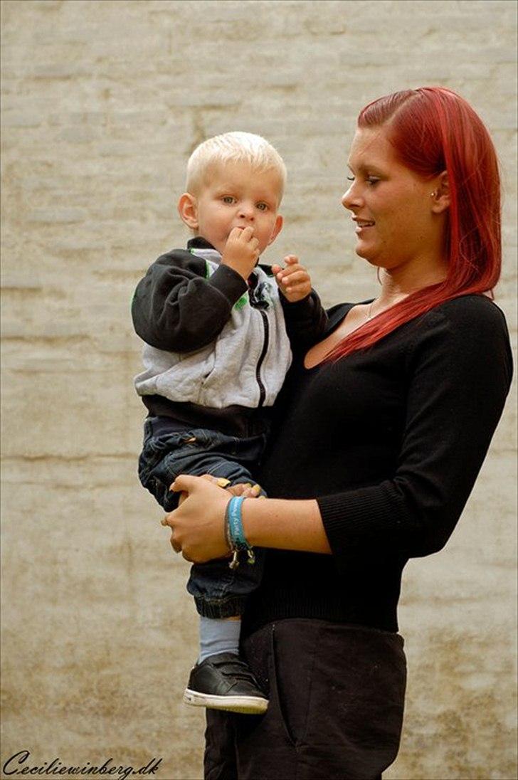 Kvinde Rigge - Mors dejlige dreng <3 billede 5