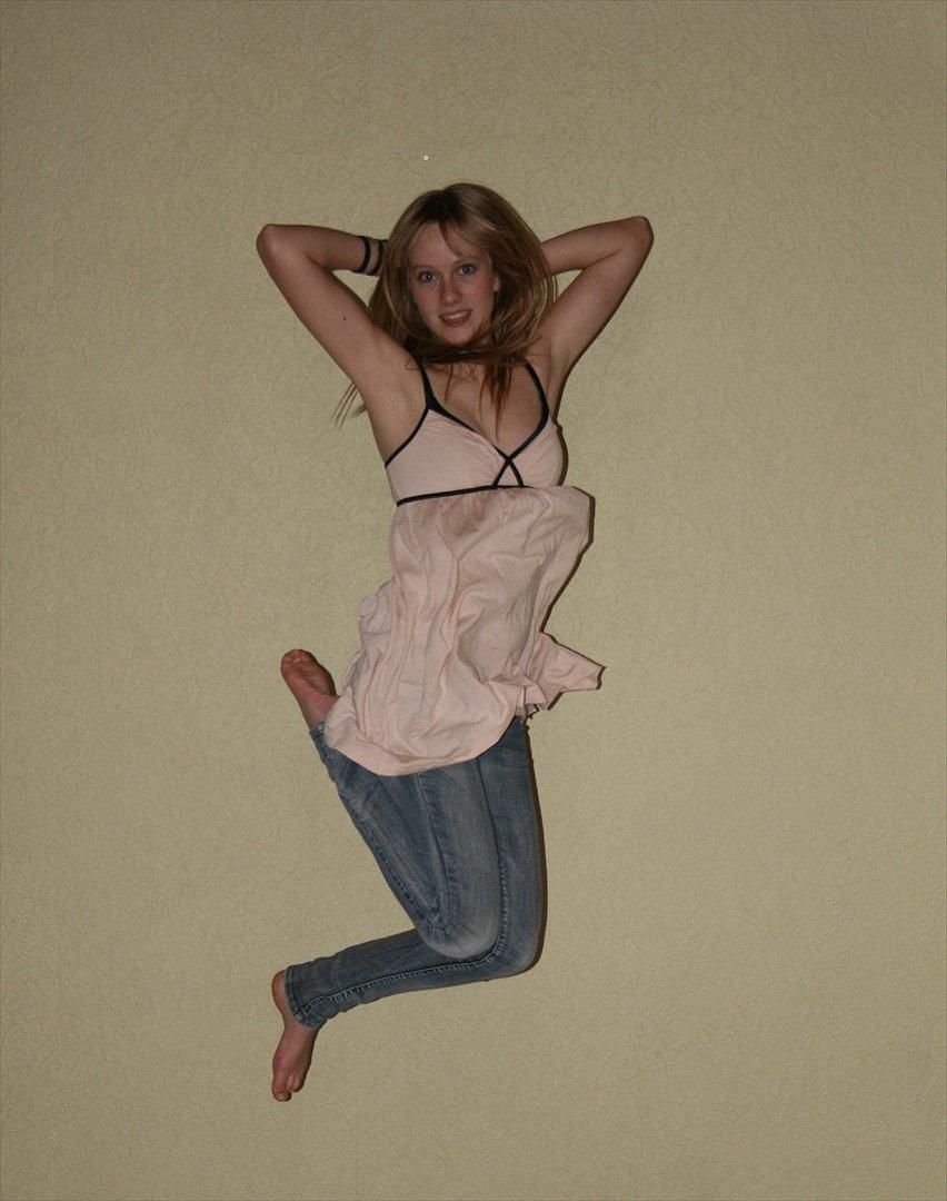 Kvinde Camilla F - "Photoshoot" med Maria :) Taget af: Maria W Petersen  billede 5