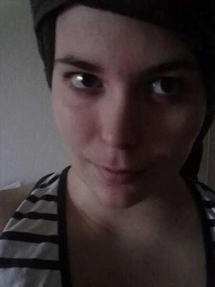 Kvinde Line billede 3