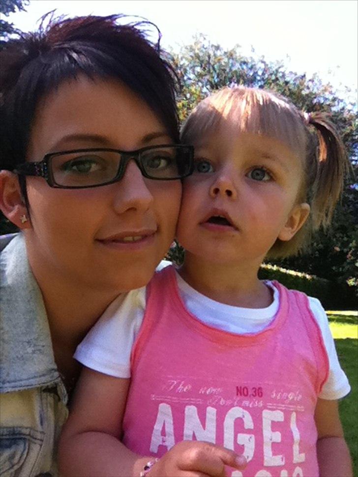 Kvinde Louise Hjorth - Pigen i mit liv! <3 billede 4