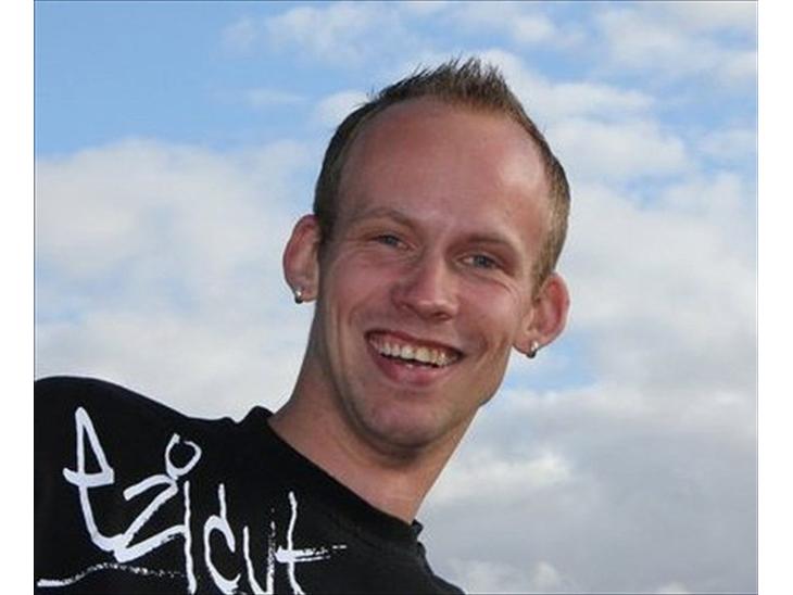 {{currentPhoto.altText}} billede {{currentPhoto.number}}