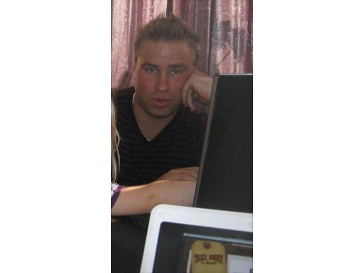 {{currentPhoto.altText}} billede {{currentPhoto.number}}