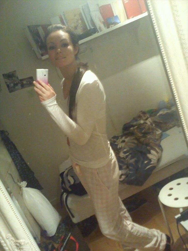 Kvinde Amanda B - nattøj er bare DEJLIGT  billede 8