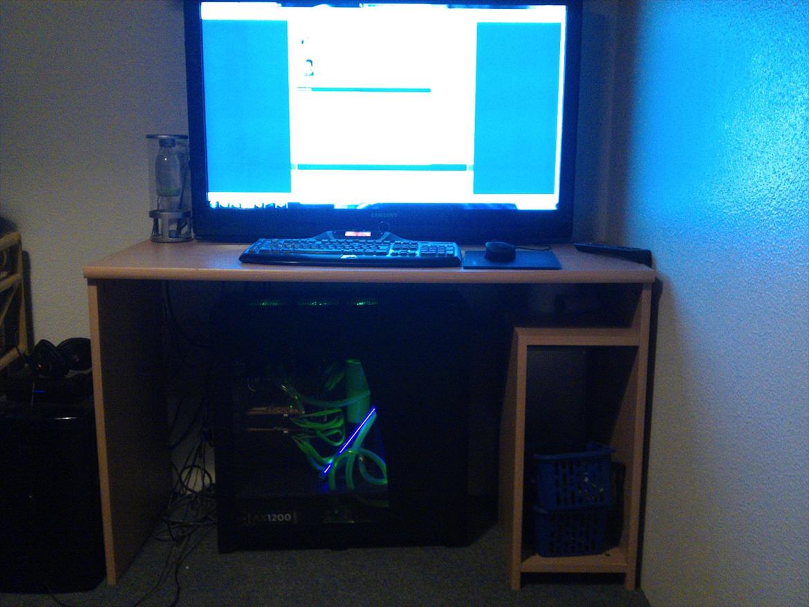 Mand Mike - Sådan ser det ud :)
- En der skulle se en 40" som PC skærm billede 13