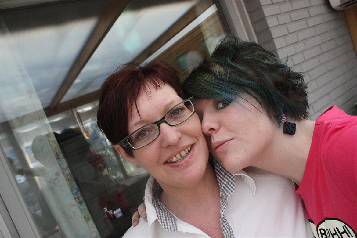 Kvinde Luise <3 - Julefrokost :D 
Januar '12 billede 17