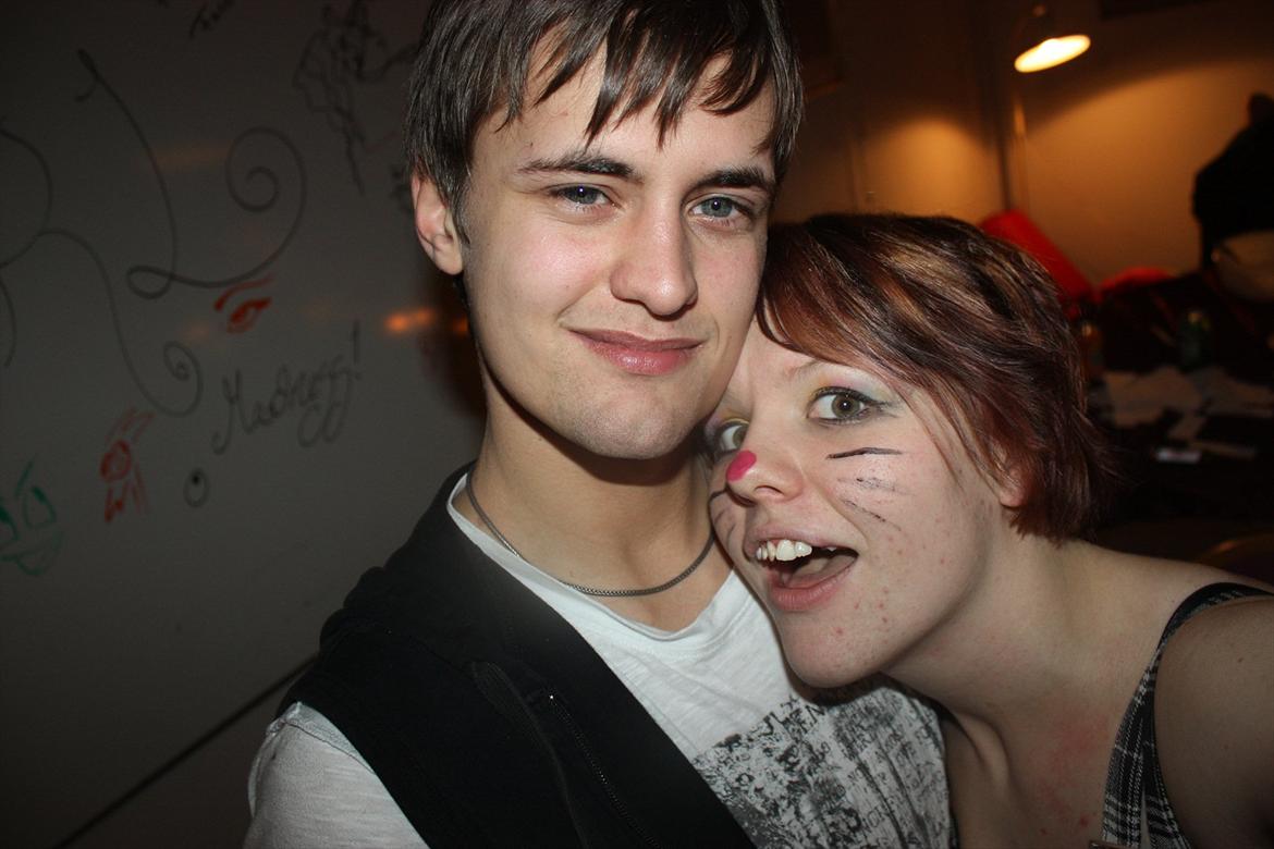 Kvinde Luise <3 - mig og Keikei :D 
Nytårsaften '11-'12 billede 18