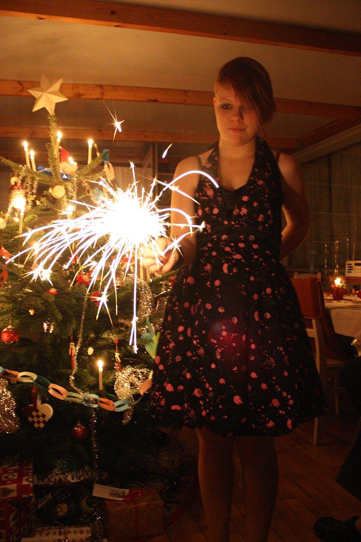 Kvinde Luise <3 - Juleaften '11 billede 19