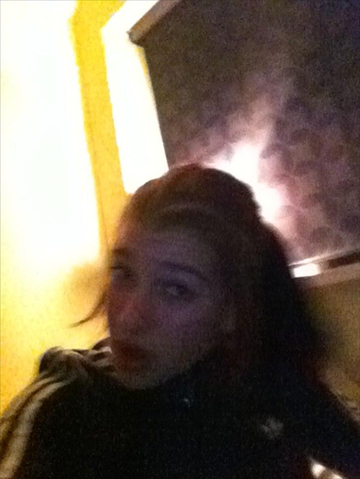 Kvinde Cecilie  billede 5