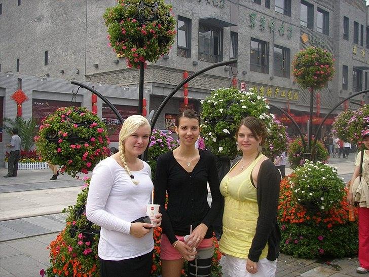 Kvinde Carina - Kina 2010.
 billede 12