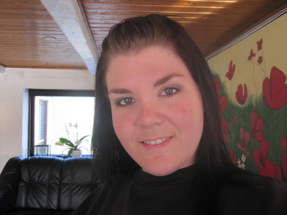 Kvinde Mia - Helt nyt billede billede 1