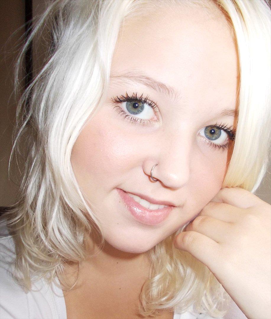 Kvinde Sisse billede 5