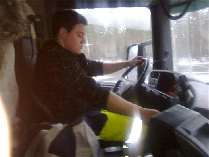 Mand Nicolaj Colbe - køre også lidt lidt last bil til udlandet billede 11