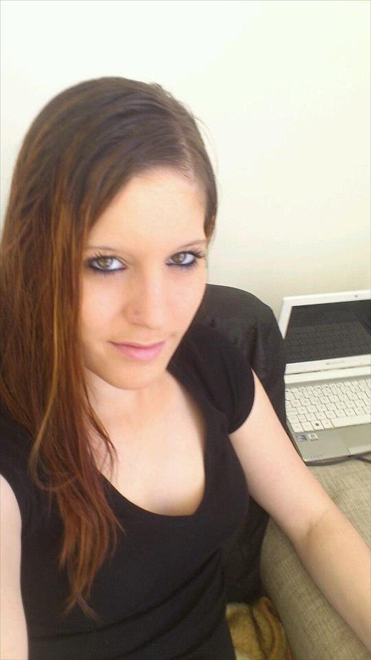 Kvinde Simone J billede 17