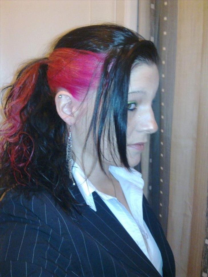 Kvinde Simone J billede 19