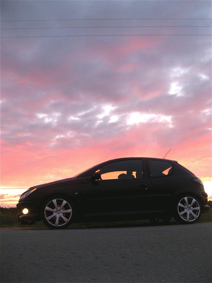 Mand Thomas - Bilen : http://bilgalleri.dk/html/gal_visbil.asp?ID=51756 billede 6