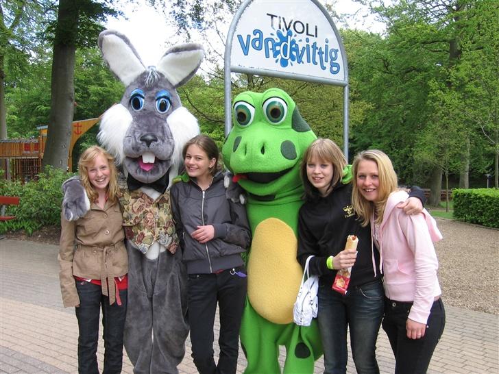 Kvinde Lotte Potte !  - Grøn Fredag D. 26/5 - 06 billede 8