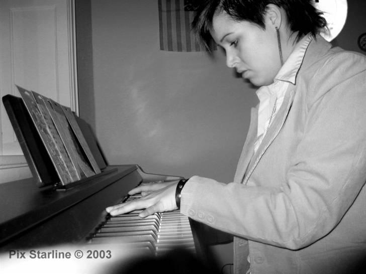 Kvinde Salmira billede 15