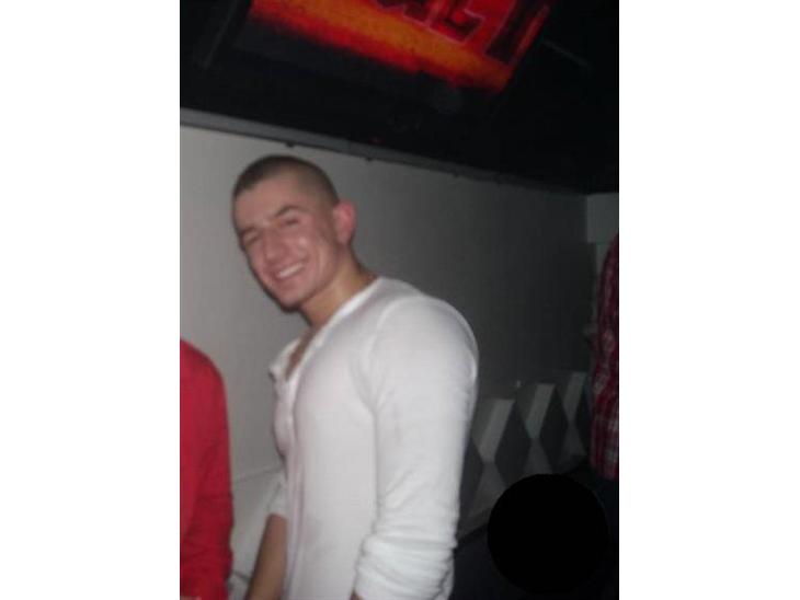 {{currentPhoto.altText}} billede {{currentPhoto.number}}