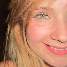 Kvinde Natasha Alina