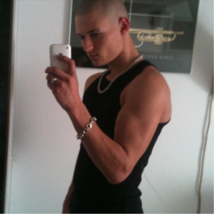 Mand Theis billede 2