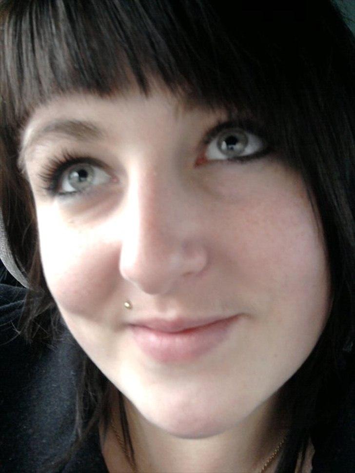 Kvinde Julie billede 1