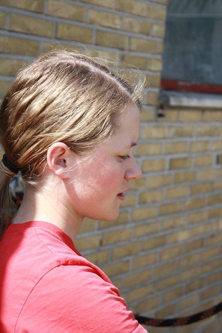 Kvinde Simone  billede 2