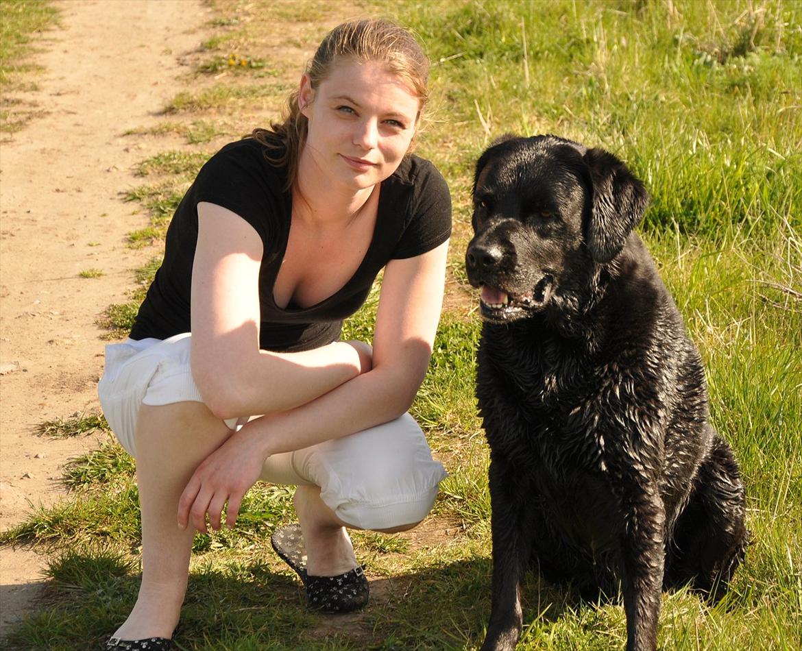 Kvinde Nina kære Nina - Hunden min =) billede 3