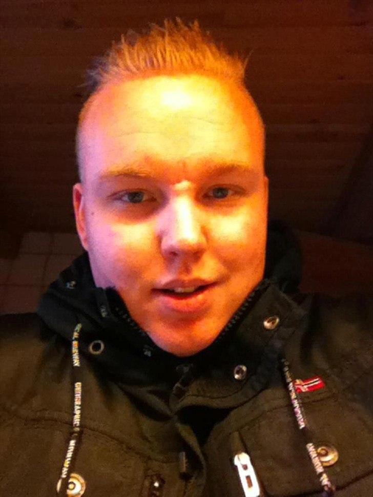 Mand Mikkel Sztuk - Nyt
 billede 1