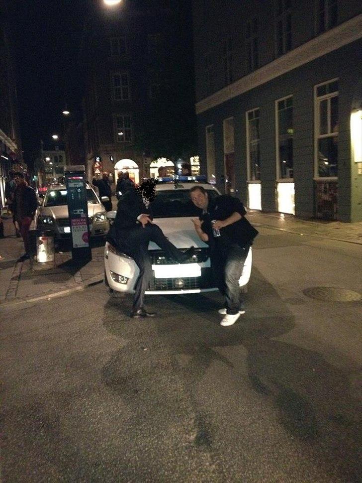 Mand 2730lillemand - bow wow wow ;) nyt 2012 billede 1