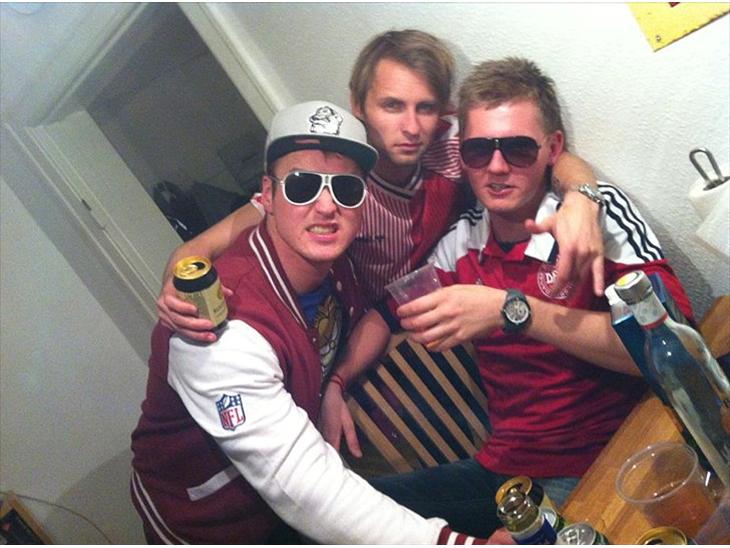 {{currentPhoto.altText}} billede {{currentPhoto.number}}