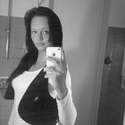 Kvinde » . Geggo / Ziebell...