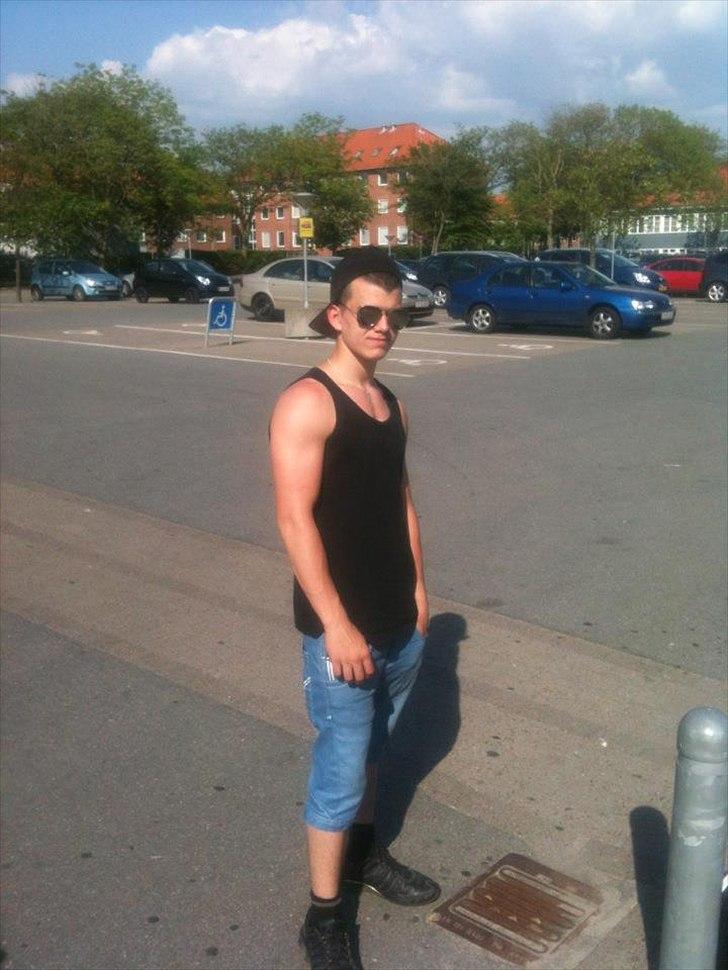 Mand Toke  billede 1
