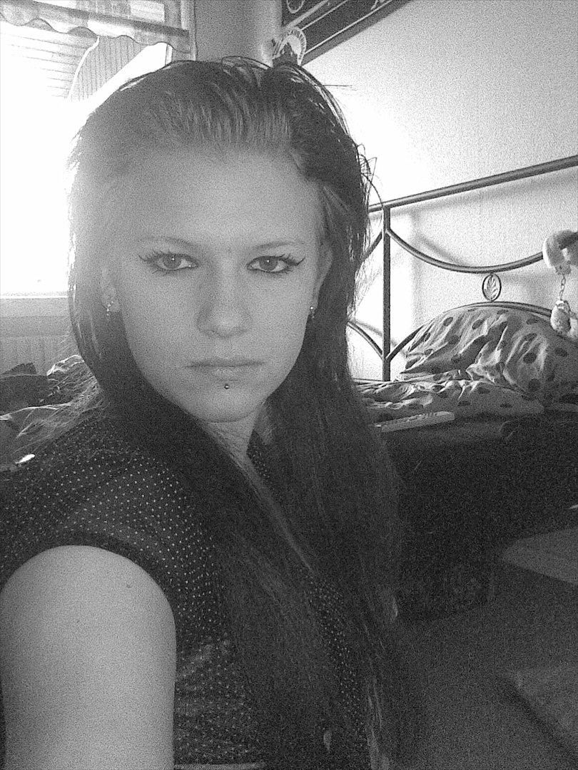 Kvinde Yrene billede 8