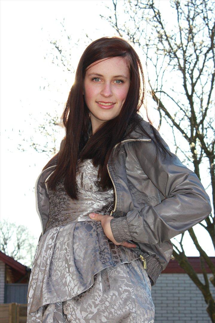 Kvinde Anja  billede 14