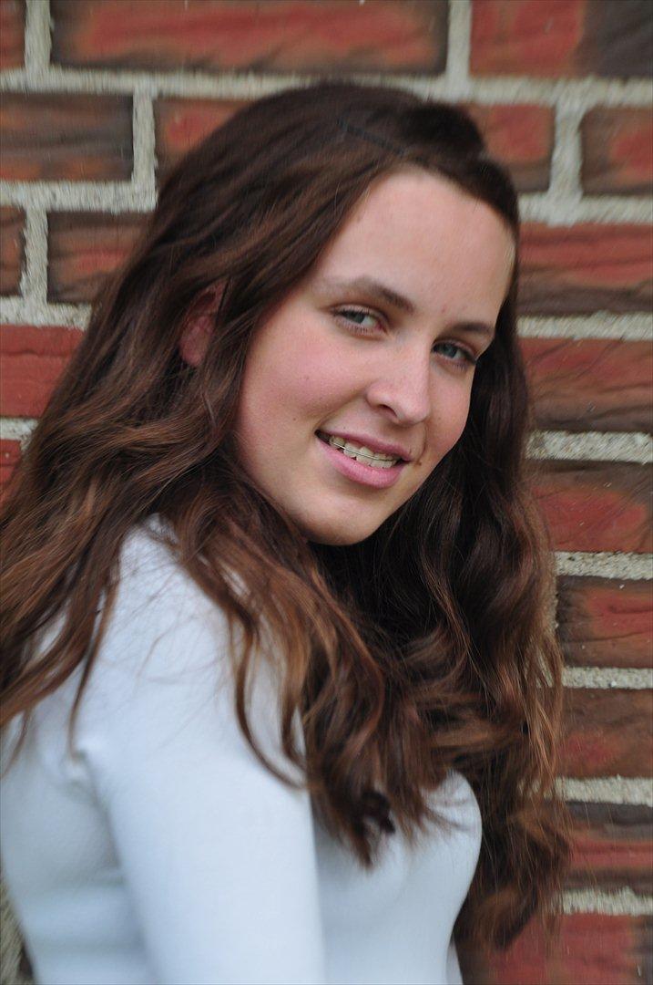 Kvinde Anja  billede 17