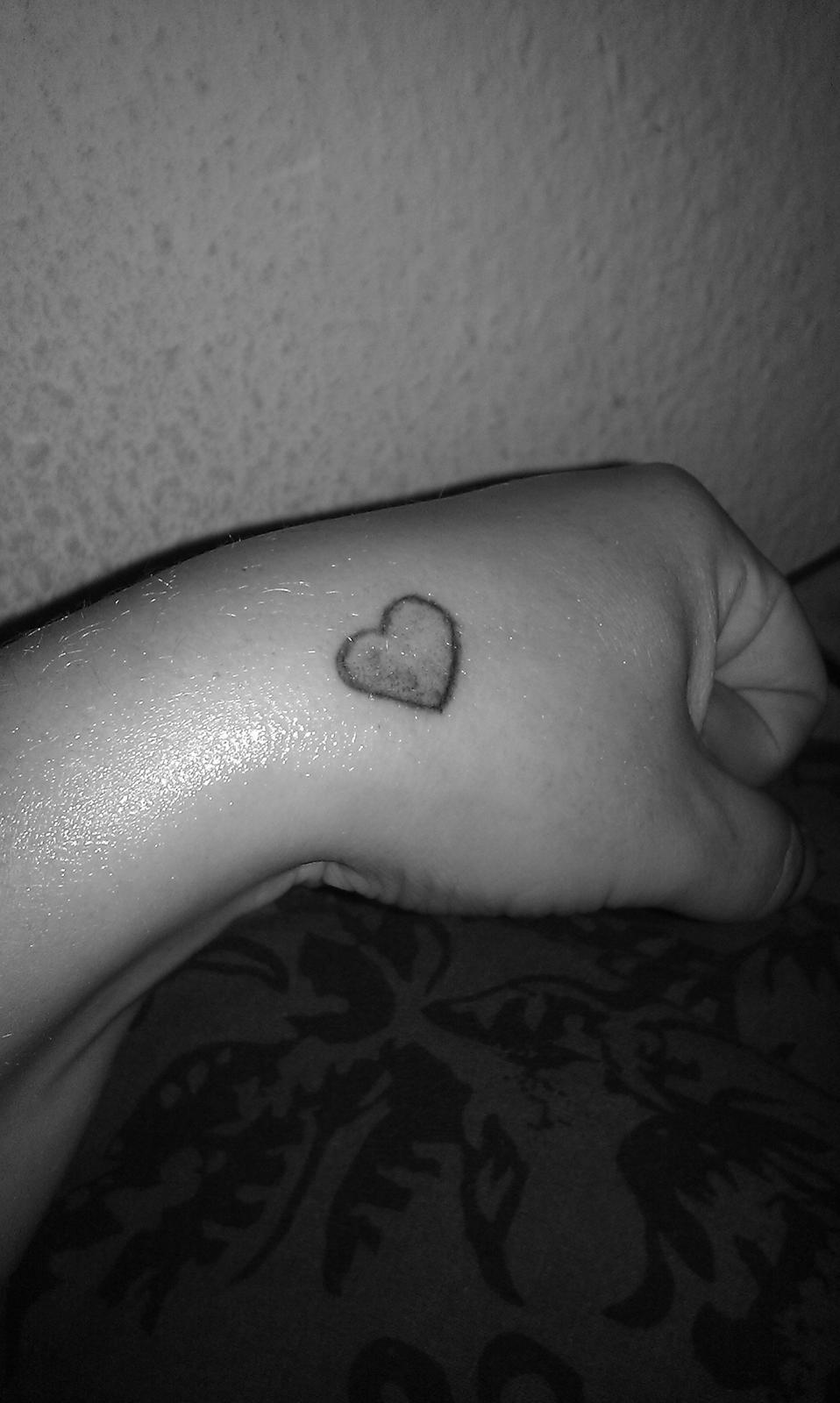 Kvinde Wicki - Jeg har hjertet med i mine handlingere, har du?
 billede 5