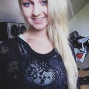 Kvinde AnnieStaal