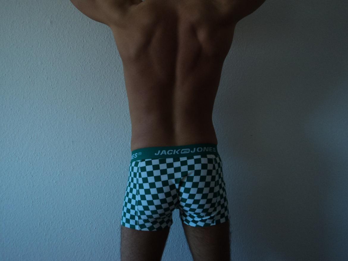 Mand Pedersen - April 2012, uden en eneste tatovering :) billede 9